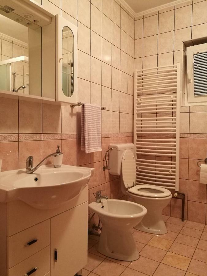 Barbara Daire Otočac Dış mekan fotoğraf